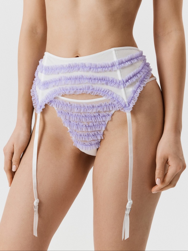 Трусы стринги-бразилиано с поясом для чулок Apasta белый фото 1